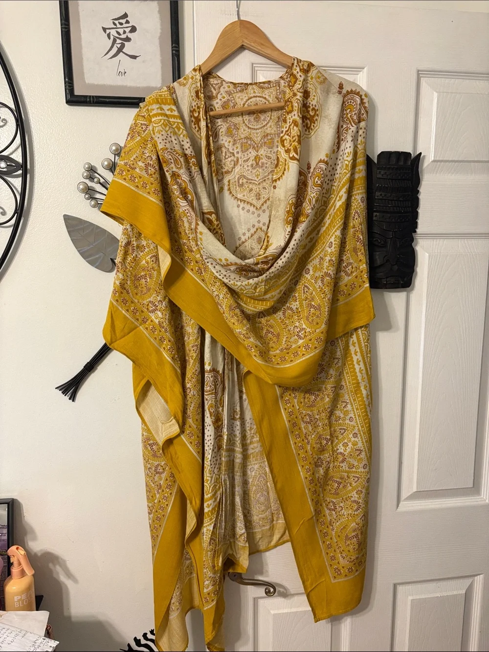 Source Unknown Yellow and Cream Paisley Wrap Scarf